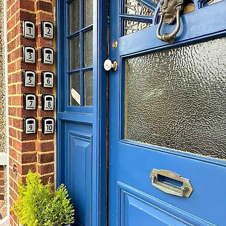 Carrick Gate *